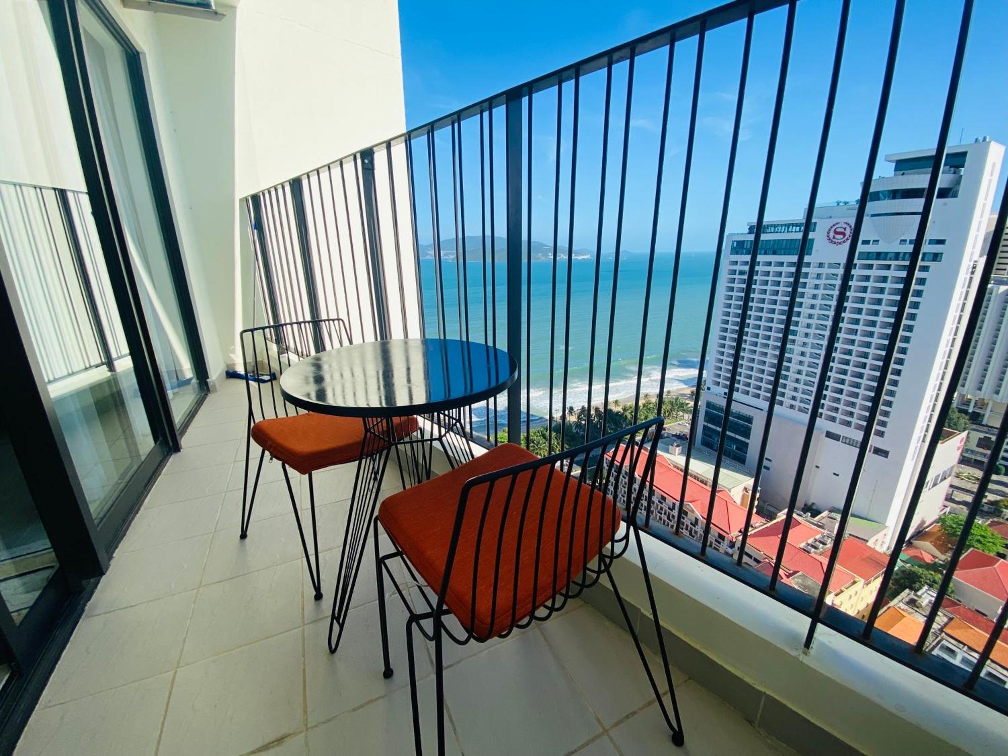 Can Ho Gold Coast O Nha Trang View Bien - Vivastay ภายนอก รูปภาพ